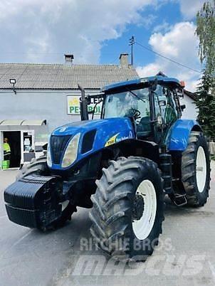 New Holland T7030 曳引機