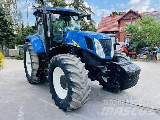 New Holland T7030 曳引機