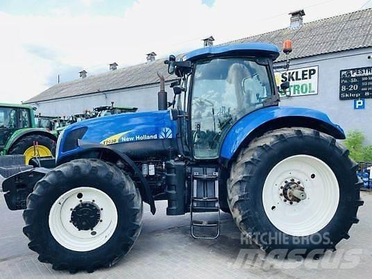 New Holland T7030 曳引機