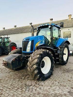 New Holland T8040 曳引機