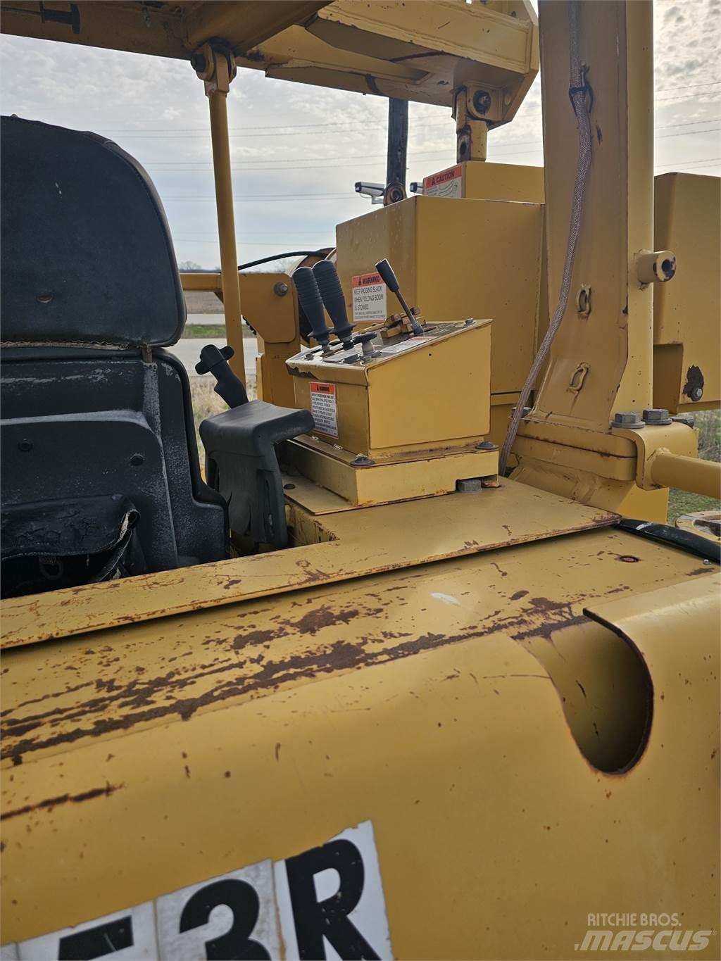 CAT D5N LGP 履帶推土機