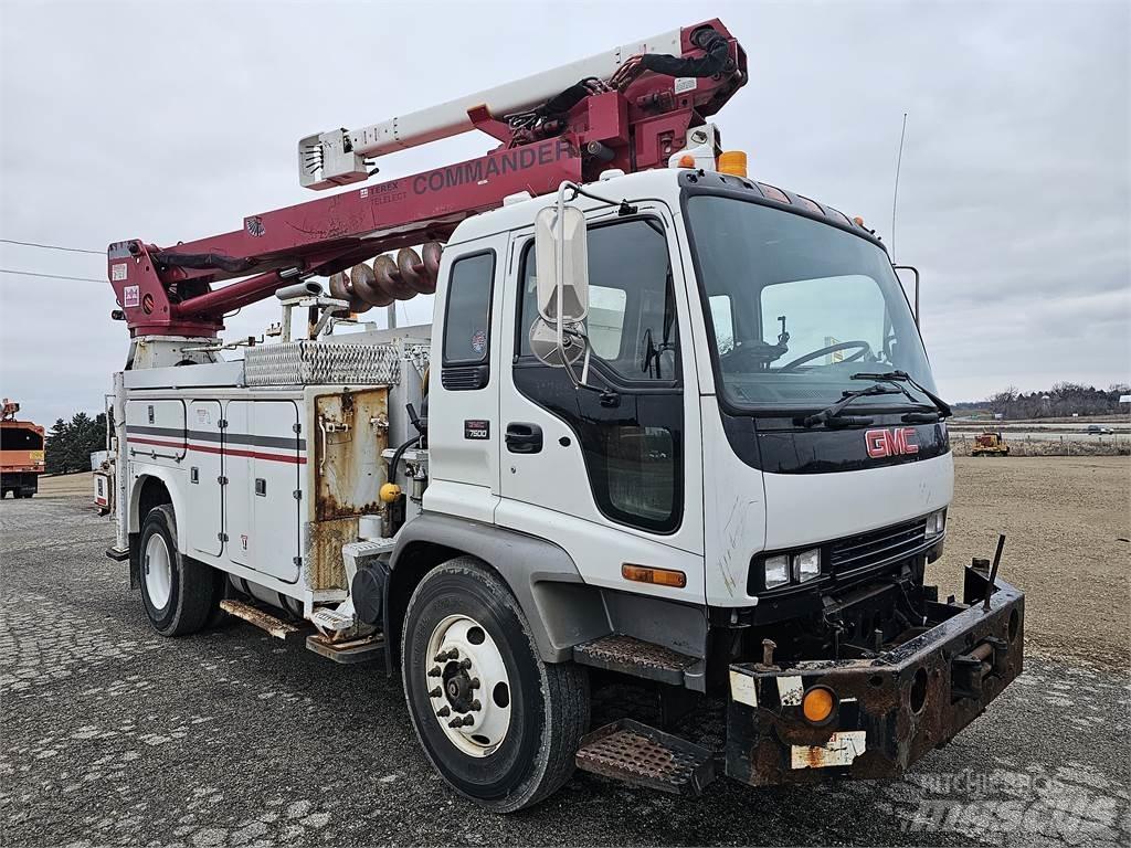 GMC T7500 移動式鑽機車