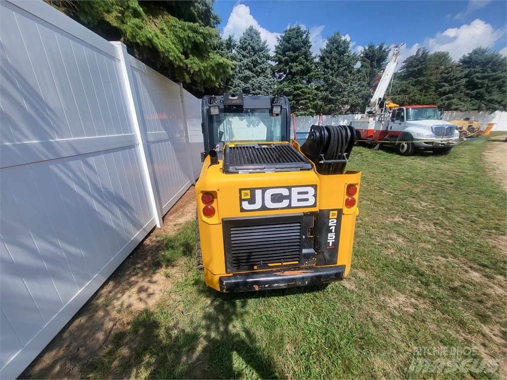 JCB 215T 滑移轉向裝載機