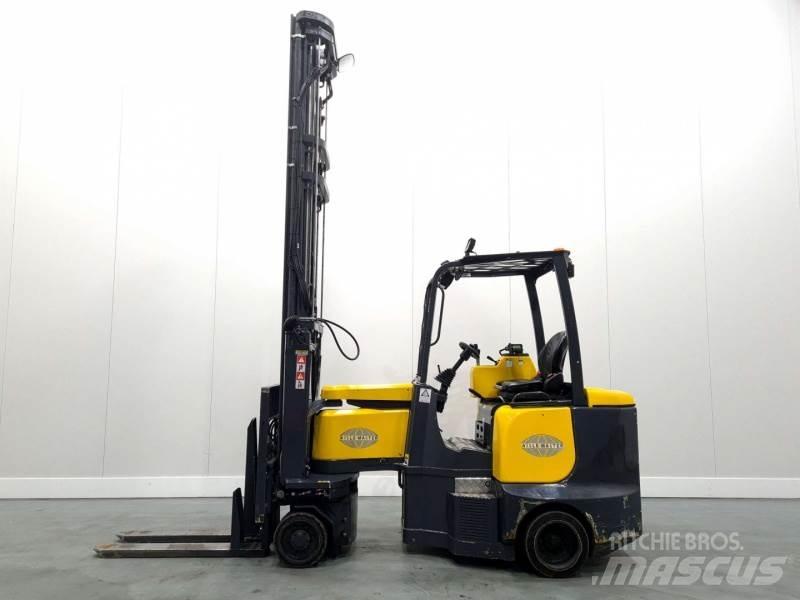 Aisle-Master 20WHE 窄巷道堆高機