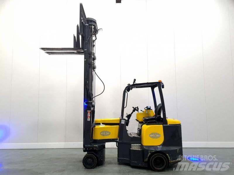 Aisle-Master 20WHE 窄巷道堆高機