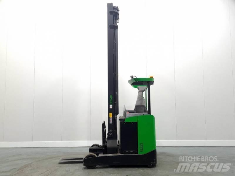 BT R318 前伸式堆高機(叉車)