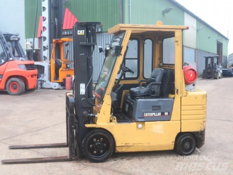 CAT GC30 液化石油氣LPG卡車