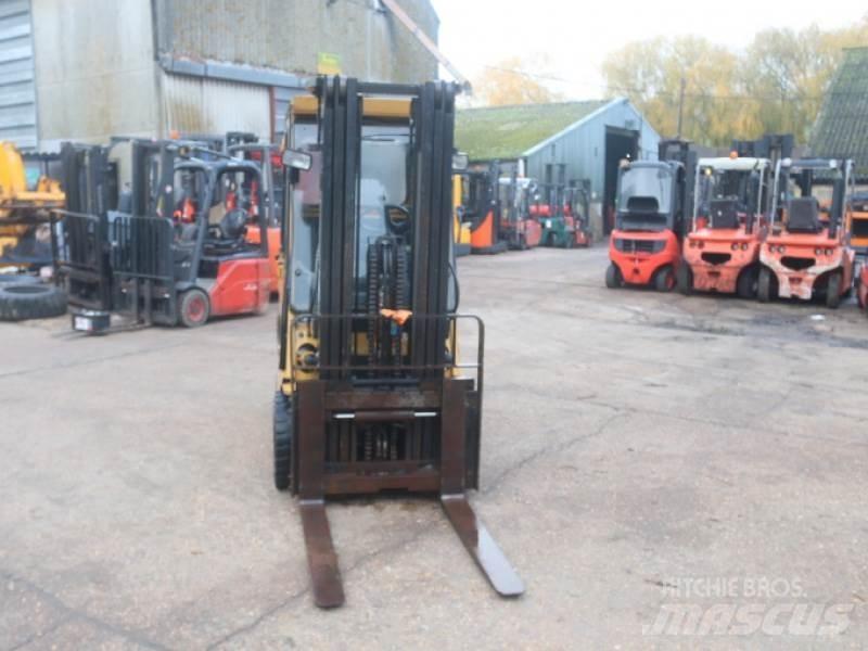 CAT GC30 液化石油氣LPG卡車