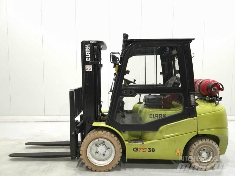 Clark GTS30L 液化石油氣LPG卡車
