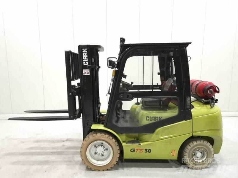 Clark GTS30L 液化石油氣LPG卡車
