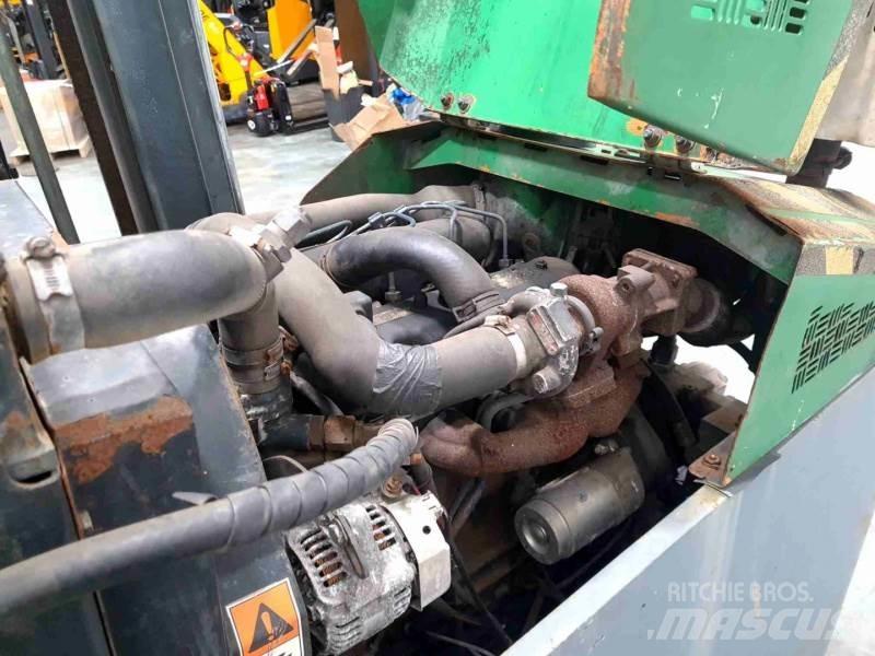 Combilift C3500 四向前伸式堆高機(叉車)
