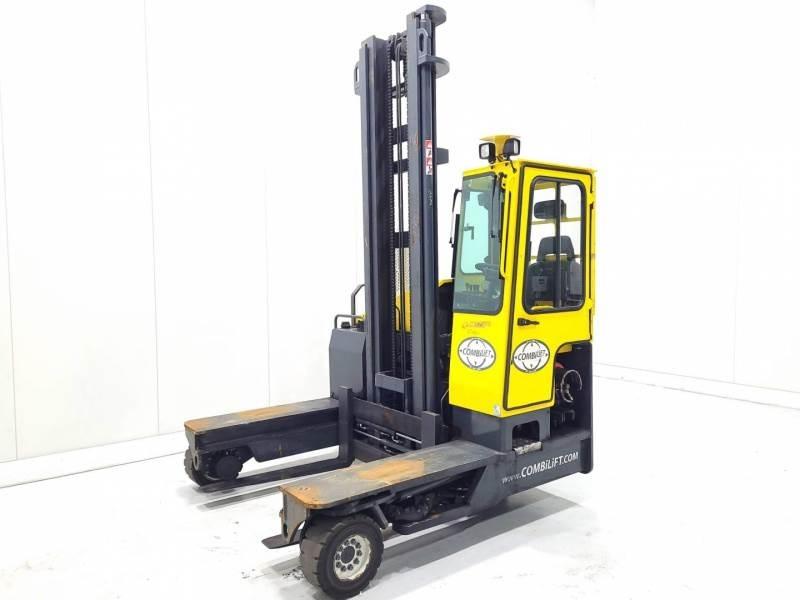 Combilift C4000 四向前伸式堆高機(叉車)