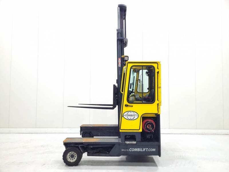 Combilift C4000 四向前伸式堆高機(叉車)