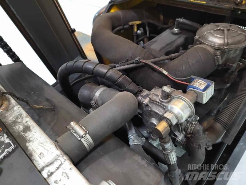 Combilift C4000 四向前伸式堆高機(叉車)