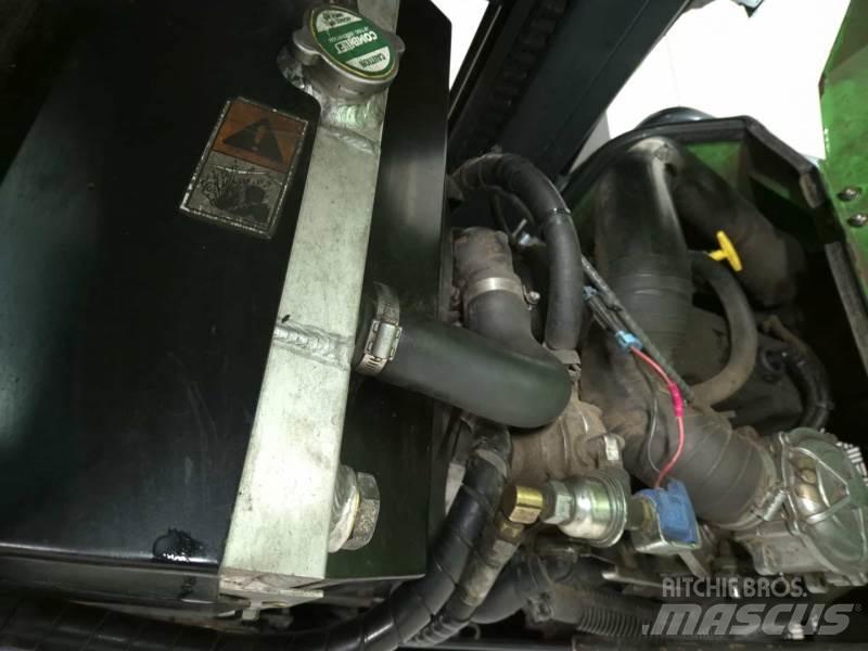 Combilift C4000 四向前伸式堆高機(叉車)