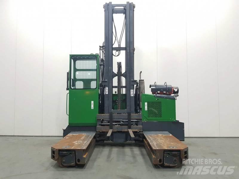 Combilift C4500GT 四向前伸式堆高機(叉車)