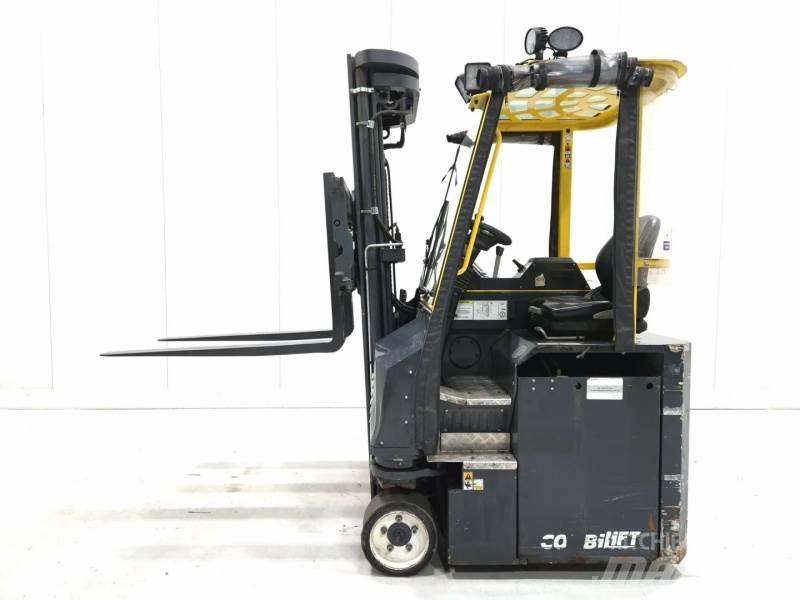 Combilift CBE3000 四向前伸式堆高機(叉車)