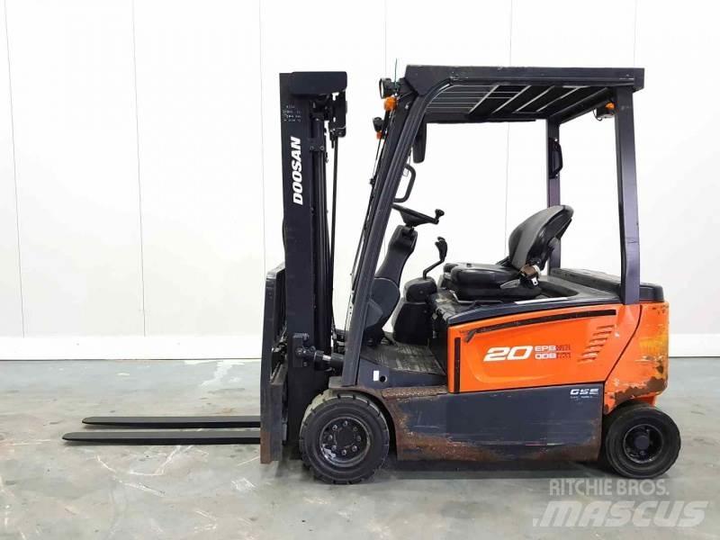 Doosan B20X-7 電動堆高機