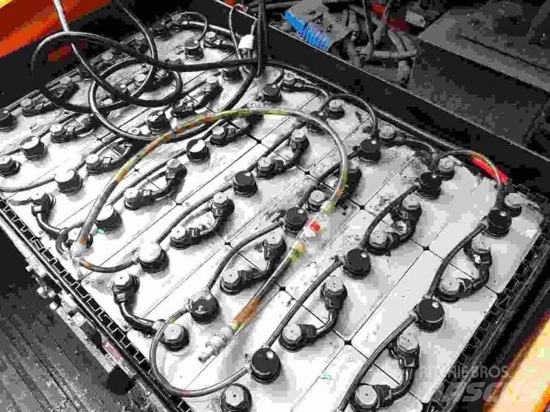 Doosan B20X-7 電動堆高機