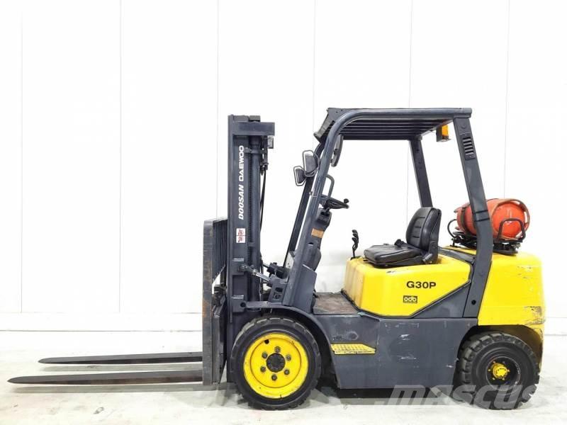 Doosan GP30-3 液化石油氣LPG卡車