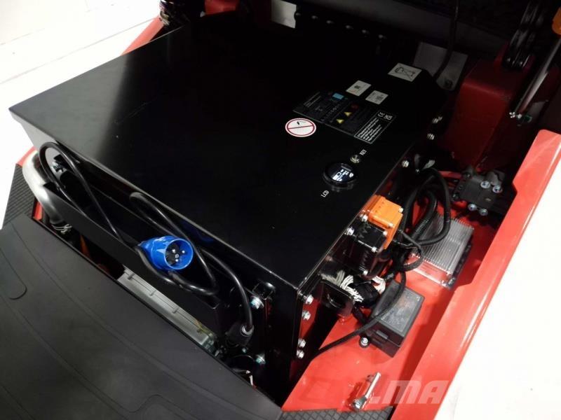 EP EFL203P FT 280 NC 電動堆高機