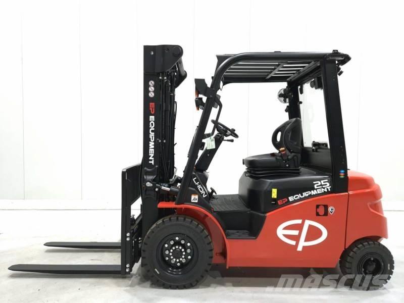 EP EFL253 205 HC 電動堆高機