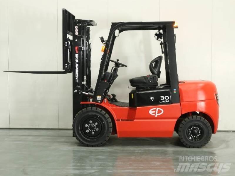 EP EFL302 HC 410 RENTAL 電動堆高機