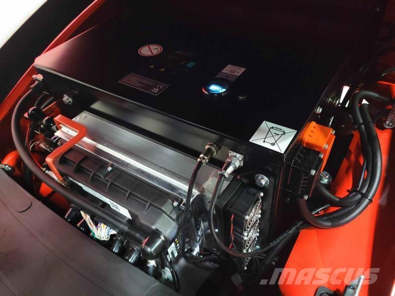 EP EFL353 280 FC 電動堆高機