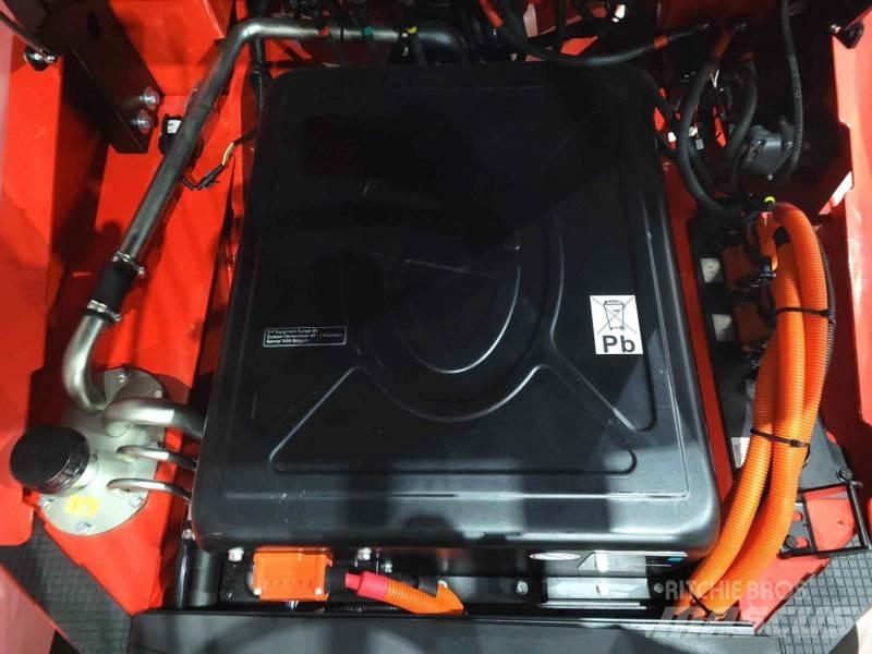EP EFL382X5 280 NC 電動堆高機