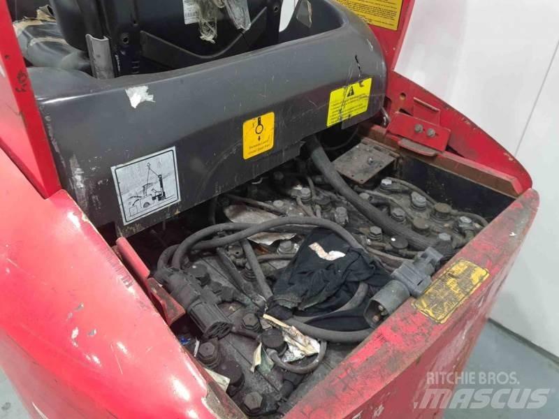 Flexi AC1000 窄巷道堆高機
