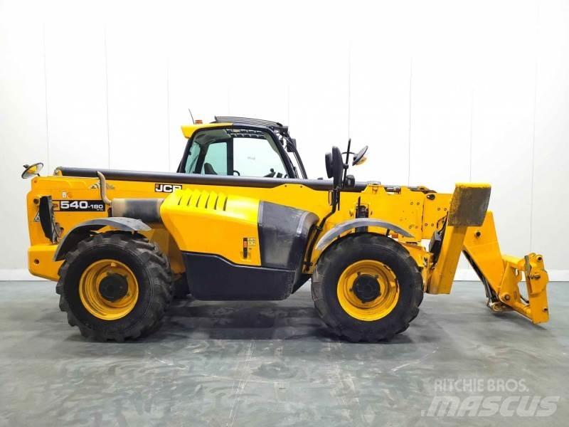 JCB 540V180 5RA 伸縮臂操作車