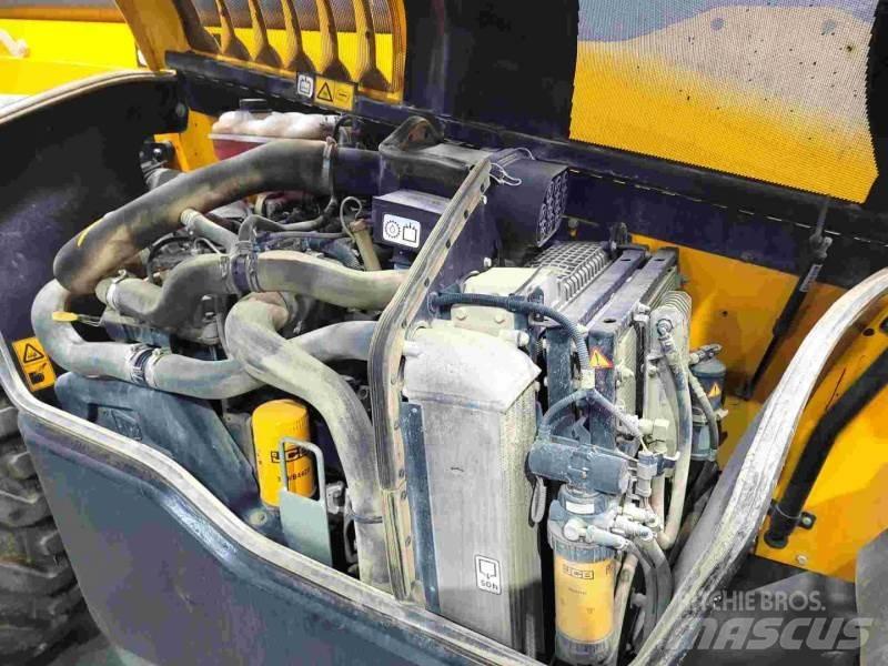 JCB 540V180 5RA 伸縮臂操作車