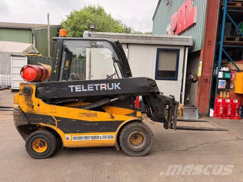 JCB TLT30G 伸縮臂操作車