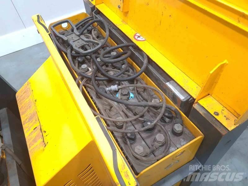 Jungheinrich EJG 108 自走式堆積機