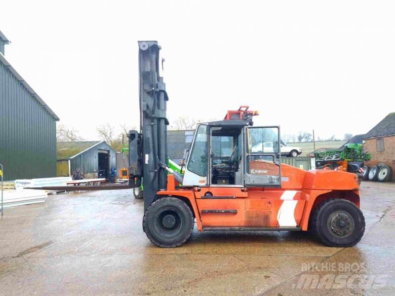 Kalmar DCE160-12 柴油卡車