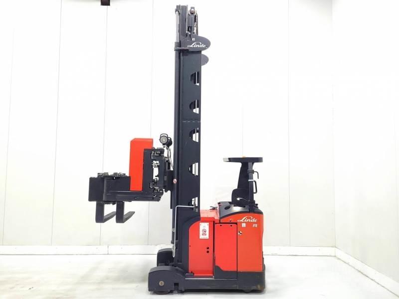 Linde A10 窄巷道堆高機