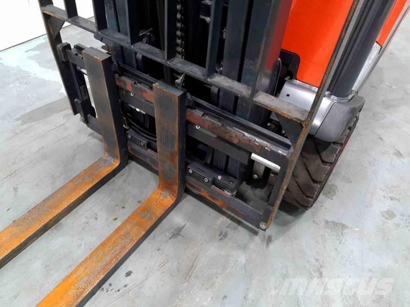 Linde E20PH-02 386 電動堆高機