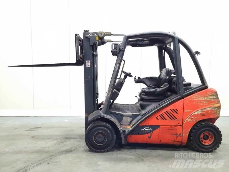 Linde H25D-02 392 柴油卡車