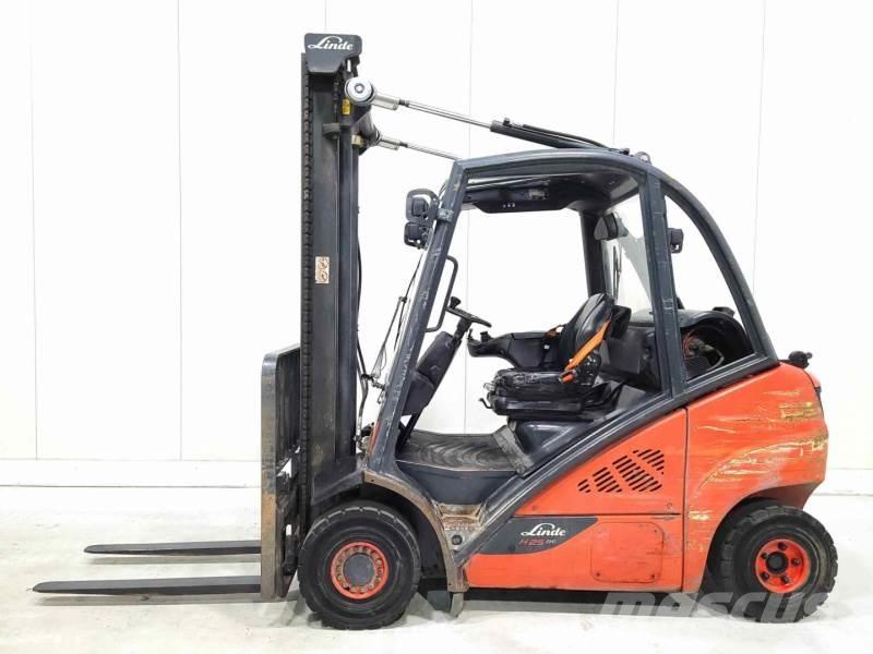 Linde H25T-02 液化石油氣LPG卡車