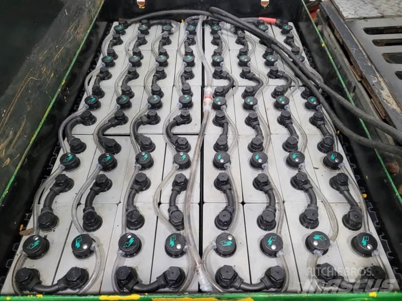 Linde P250 牽引車