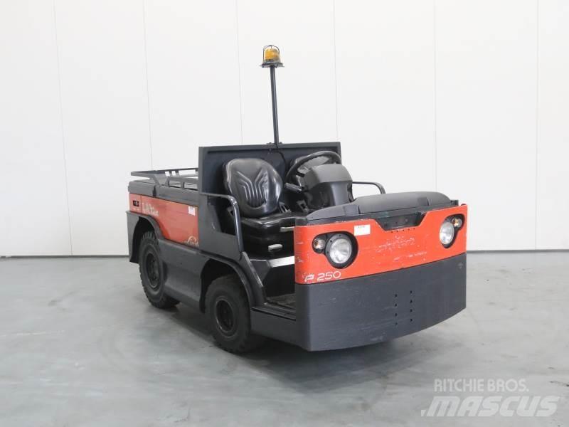 Linde P250 127 牽引車