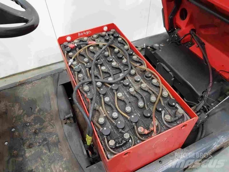 Linde P60Z 牽引車