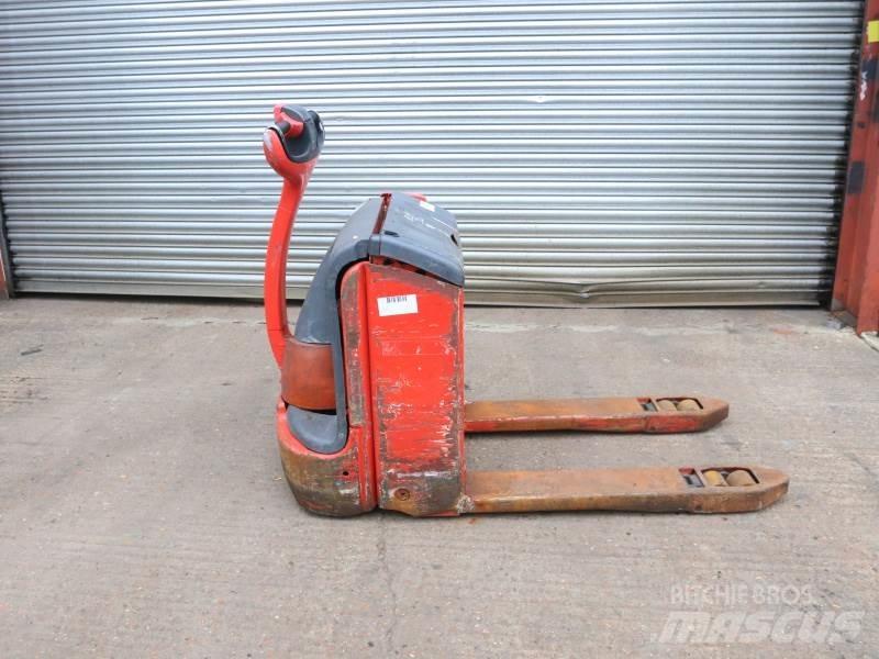 Linde T16 360 手拉式油壓拖板車