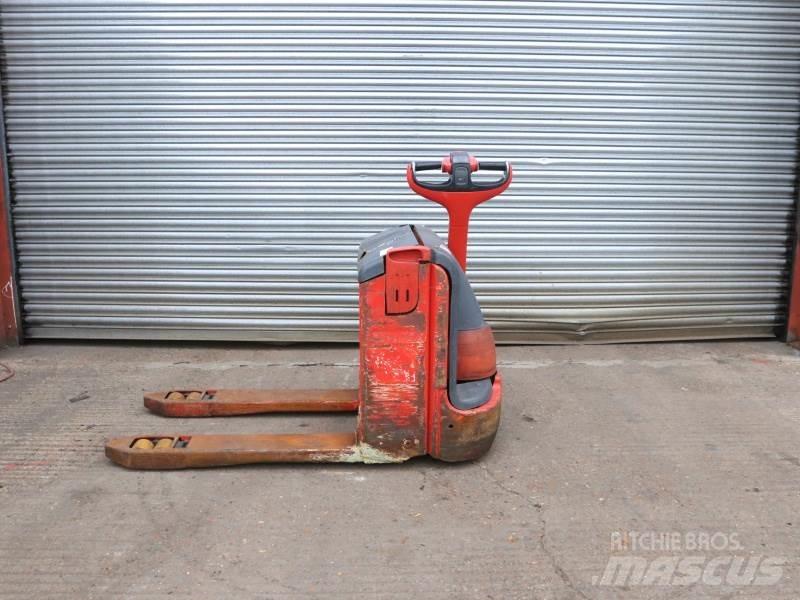 Linde T16 360 手拉式油壓拖板車