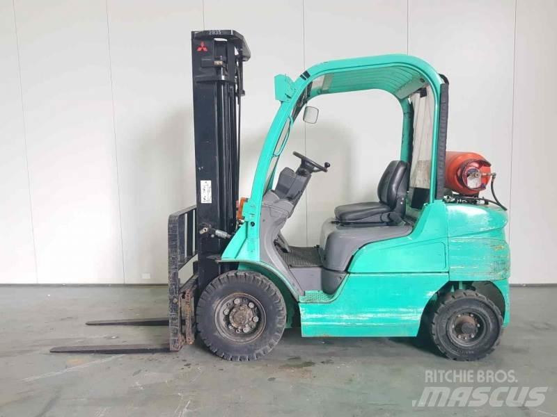 Mitsubishi FG25N 液化石油氣LPG卡車