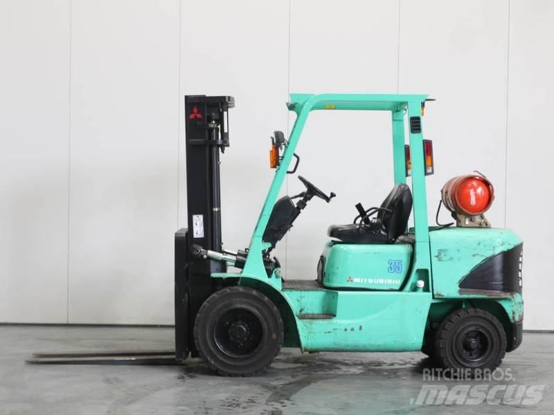 Mitsubishi FG35K 液化石油氣LPG卡車