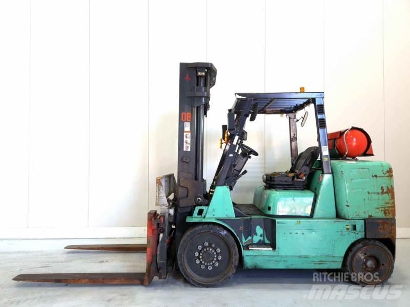 Mitsubishi FGC70K 液化石油氣LPG卡車