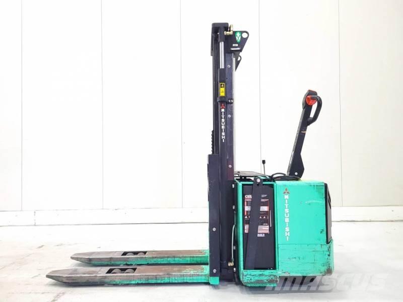 Mitsubishi SB12P 手動堆積機