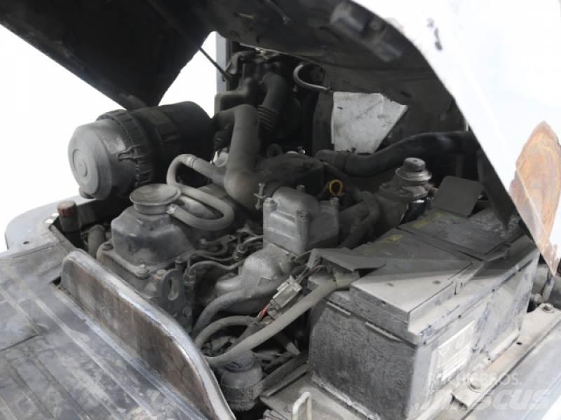 Nissan Y1D2A25Q 柴油卡車