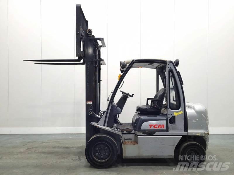 Nissan YG1D2A32H 柴油卡車